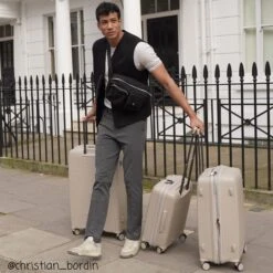 IT Luggage Spontaneous - Medium Plus (Feather Grey) 22 IT Luggage Spontaneous - Medium Plus (Feather Grey) -Travel Storage Shop 1 9e298710 4de4 4a22 b928 cf85eb63c16a