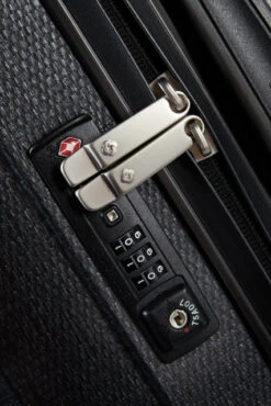 Samsonite Lite Cube 68cm Medium 4-Wheel Suitcase -Travel Storage Shop 586231374 pd fi 223cd3aa f15f 42e0 a35b a3ae008e7163