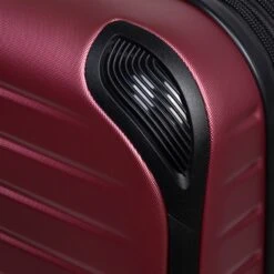 IT Luggage Lineal - Cabin (Wine Red) -Travel Storage Shop 61328 US16 2631 08DeepclaretS008SSProtectorcorner ebcf2e54 8882 4225 8d77 6db5272e4c97
