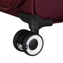 IT Luggage Intrepid - 4pc Set (Dark Red) -Travel Storage Shop 61356 US12 2078D08DarkredS055SSWheel