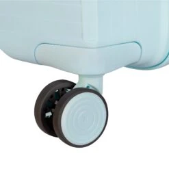 IT Luggage Spontaneous II - Cabin With Pocket (Blue Glow) -Travel Storage Shop 61418 US15 2881 08BlueglowS935SSWheel dd59d6bf 1fa3 469a bf57 52204e4dff46