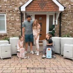 IT Luggage Momentous - 4-Piece Set (Pumice Stone) -Travel Storage Shop 6 ddaf0dea 080b 4b27 bc38 ea7dcf523bd0